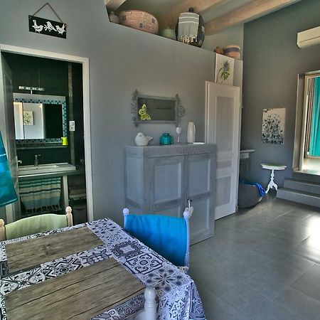 Bed and Breakfast La Bastide Des Sources Ле-Кастелле Экстерьер фото