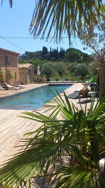 Bed and Breakfast La Bastide Des Sources Ле-Кастелле Экстерьер фото